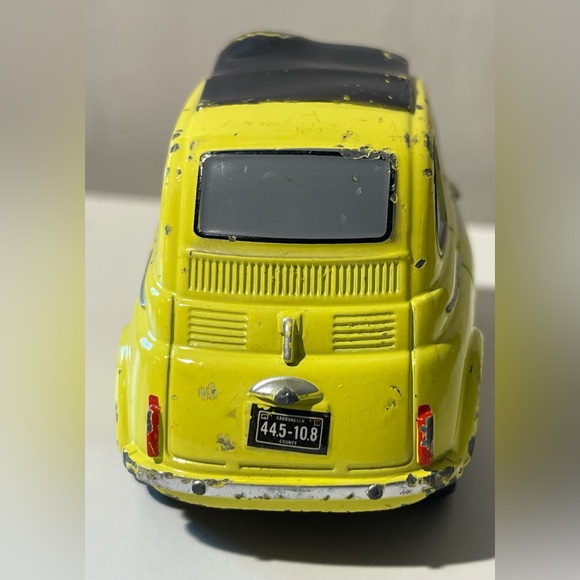 Vintage Disney Pixar Cars yellow Luigi Fiat 500 Cinquecento 1:55 Scale Diecast - Picture 5 of 7